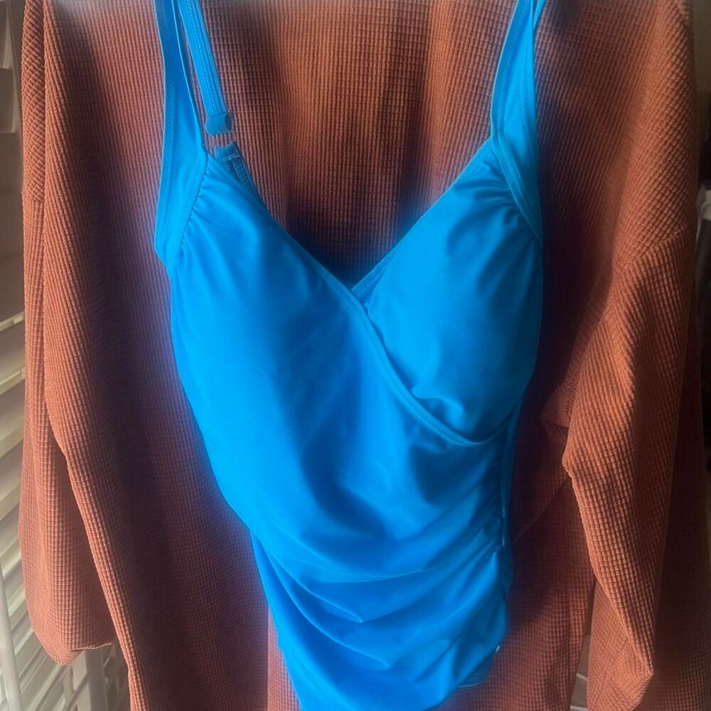 Unbranded Women's Blue Crop-top